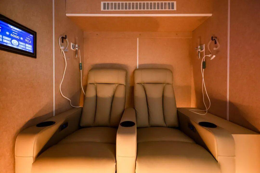 套户型丨最新房价+户型图+小区环境+配套+资讯+地铁距离+售楼处电话+一房一价保利天奕 (上海)网站-2025楼盘评测_上海浦东保利天奕 2025最新价格配(图39)